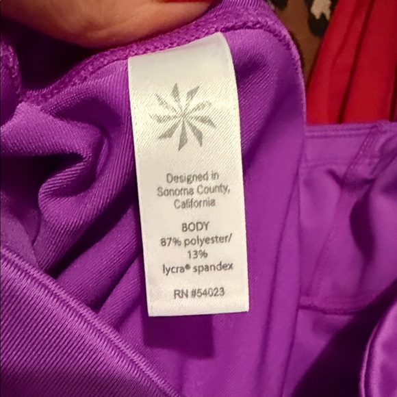 Athleta Vibrant Purple Cropped Leggings Small - Picture 9 of 9